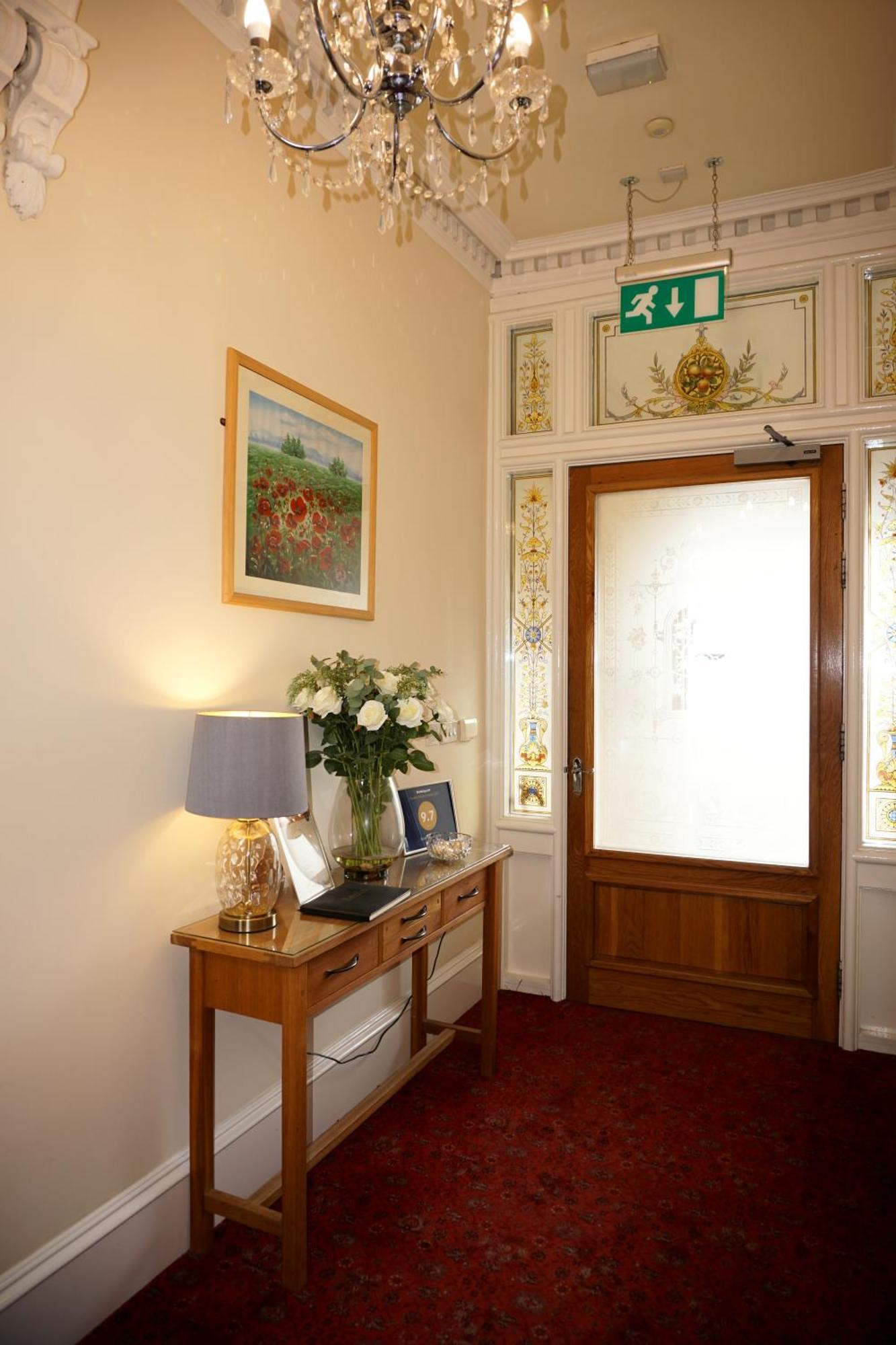 Braidmead House Hotell Irvine  Exteriör bild